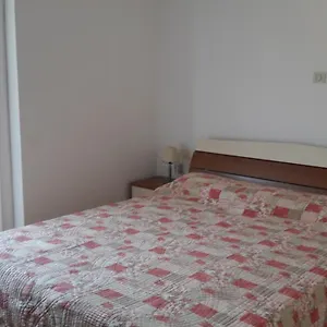 https://apartments-bacvar-32.hotelinzadar.com